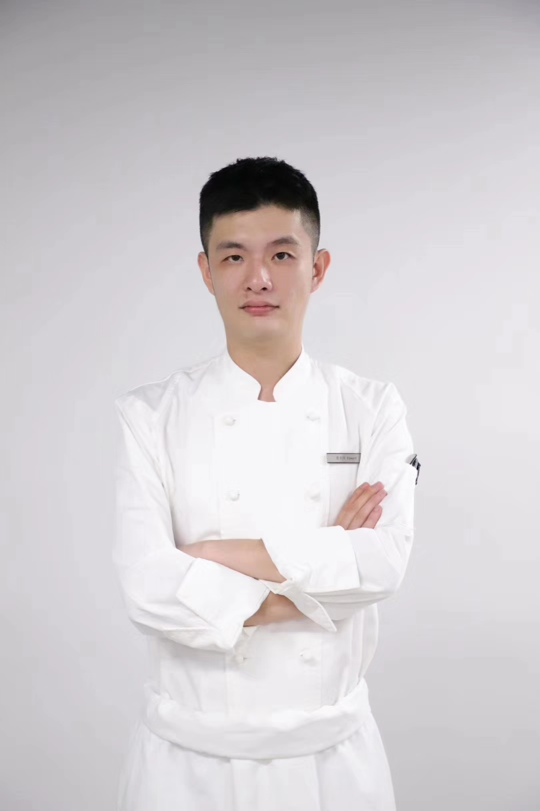 2-栗未炜 09级西餐技术与经营管理 高技-深圳美高梅酒店 西厨厨师长.jpg 2-栗未炜 09级西餐技术与经营管理 高技-深圳美高梅酒店 西厨厨师长.jpg